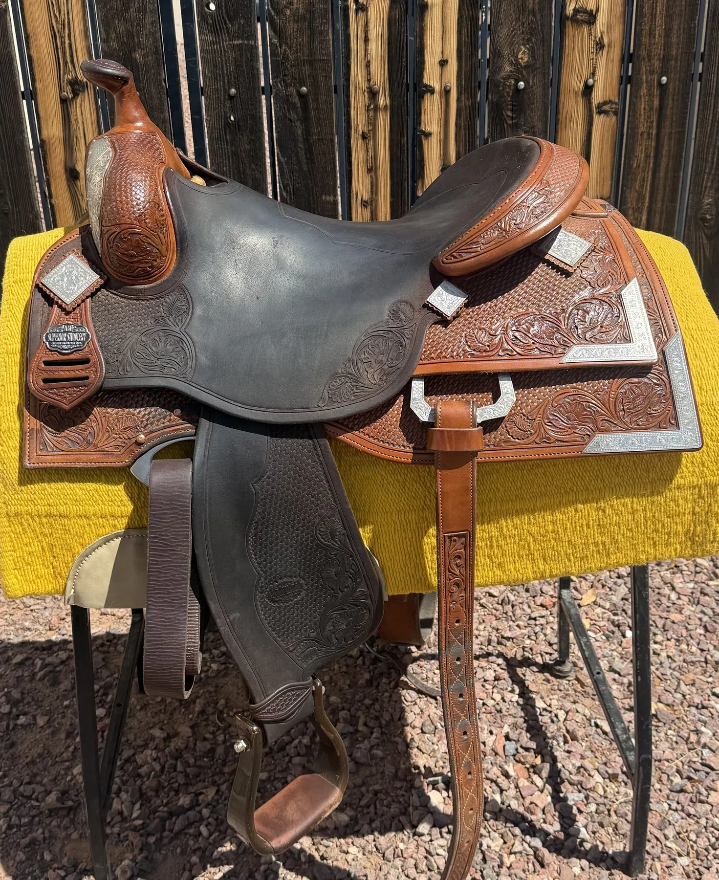 Superior Saddlery Reiner — Black Seat — Silver Corner Plates